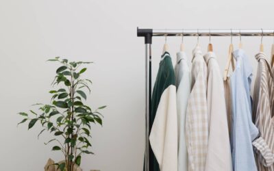 10 conseils pour créer une garde-robe capsule intemporelle